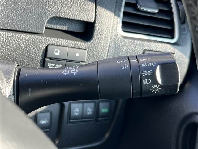 NISSAN SERENA  S-HYBRID 2016