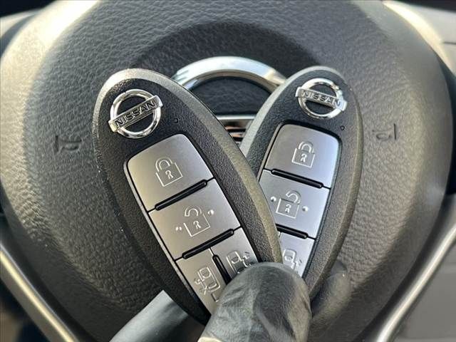 NISSAN SERENA  S-HYBRID 2017