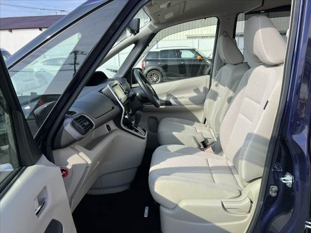 NISSAN SERENA  S-HYBRID 2017