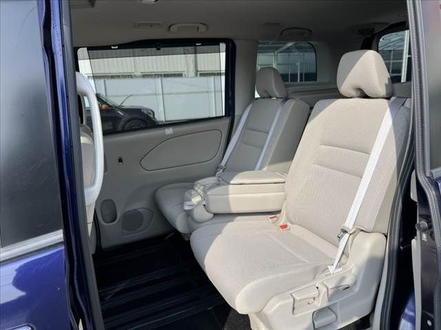 NISSAN SERENA  S-HYBRID 2017