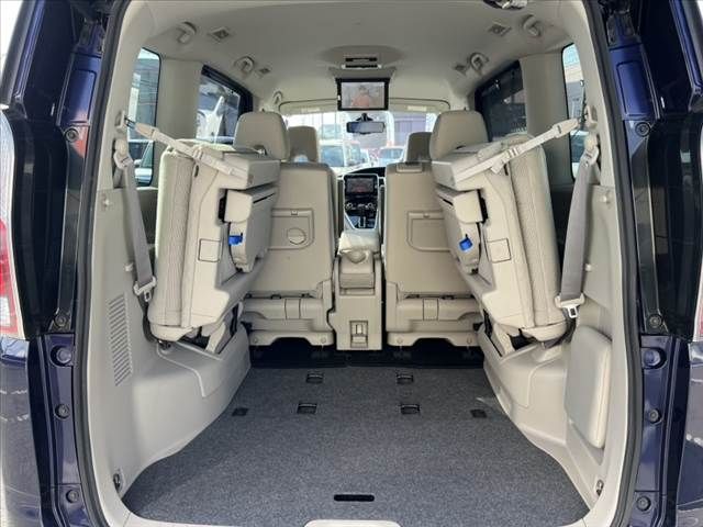 NISSAN SERENA  S-HYBRID 2017