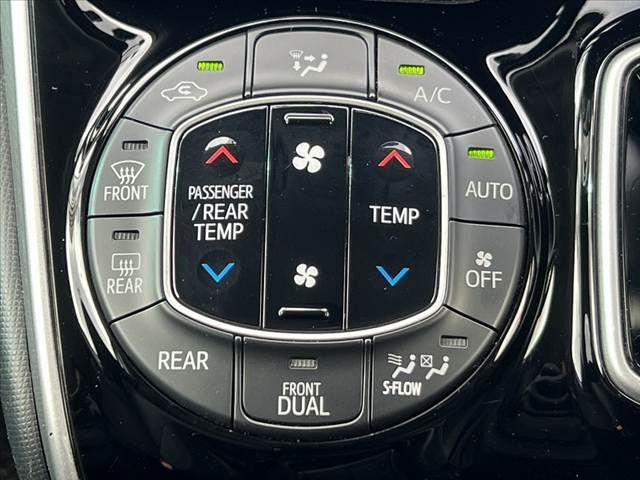 TOYOTA ESQUIRE HYBRID 2015