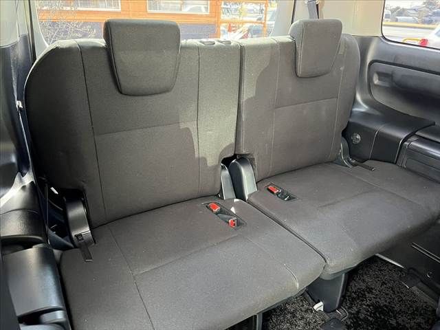 TOYOTA ESQUIRE HYBRID 2015