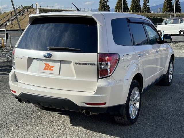 SUBARU FORESTER 2010