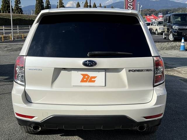 SUBARU FORESTER 2010