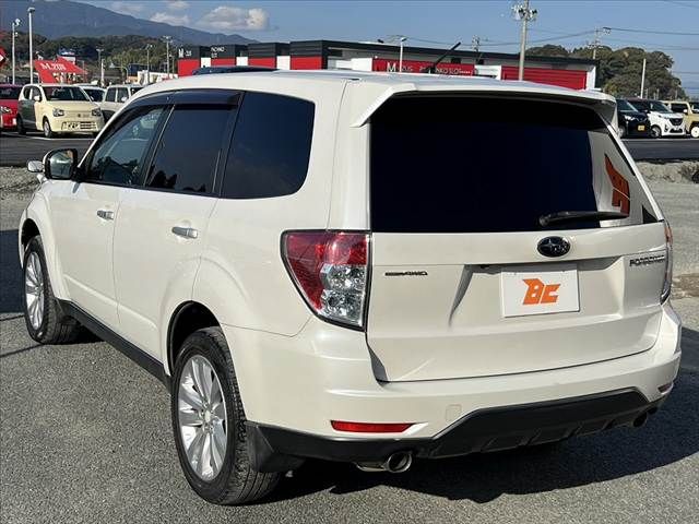 SUBARU FORESTER 2010