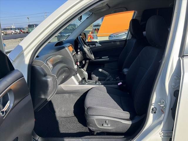 SUBARU FORESTER 2010