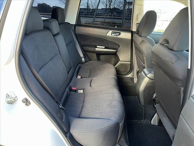 SUBARU FORESTER 2010