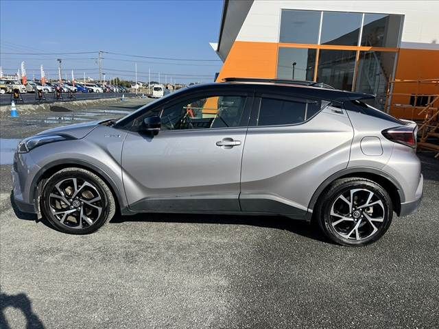 TOYOTA C-HR 2017
