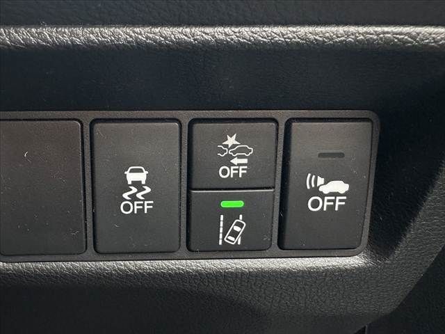 HONDA JADE HYBRID 2016