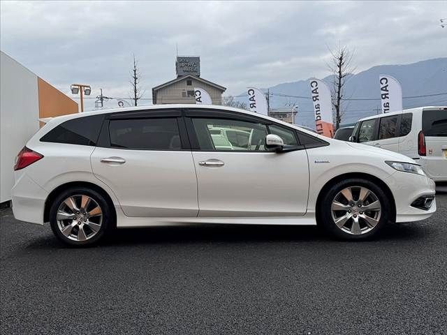 HONDA JADE HYBRID 2016