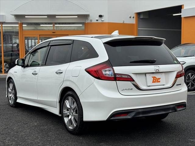 HONDA JADE HYBRID 2016