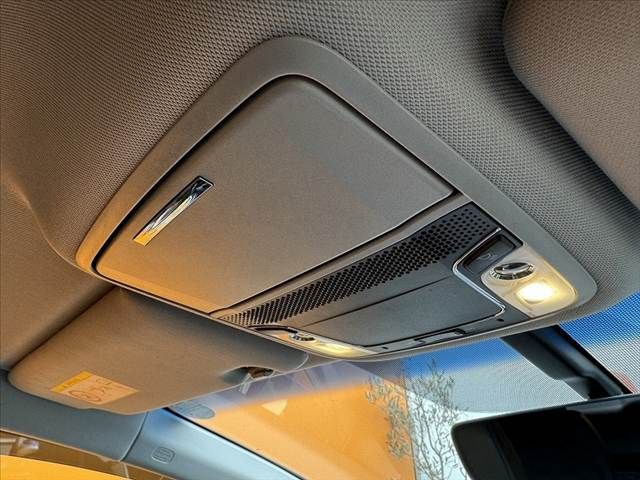 HONDA JADE HYBRID 2016