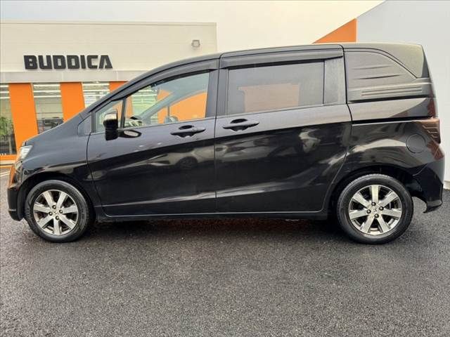 HONDA FREED Spike 2012