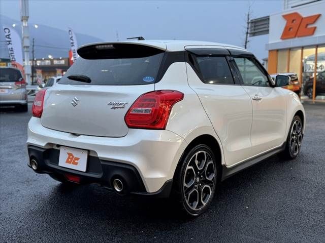 SUZUKI SWIFT 2018