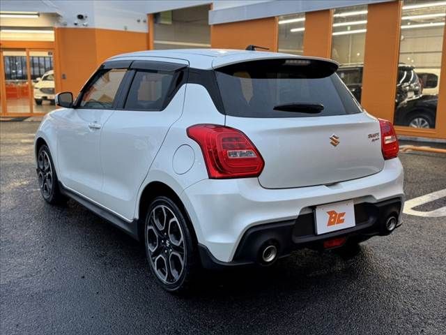 SUZUKI SWIFT 2018