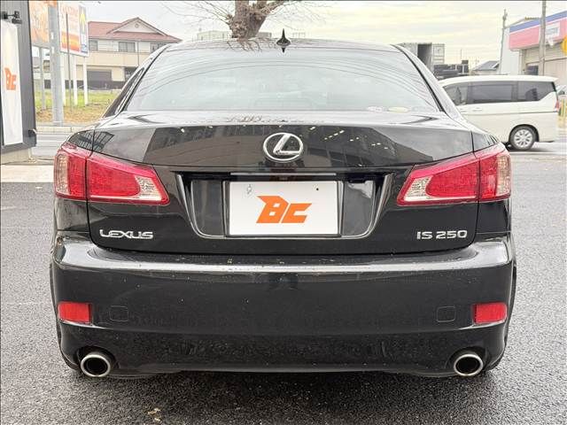 TOYOTA LEXUS IS250 2011