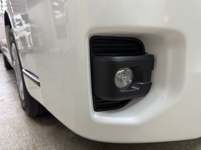 TOYOTA HIACE wagon 2025