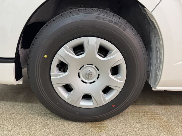 TOYOTA HIACE wagon 2025