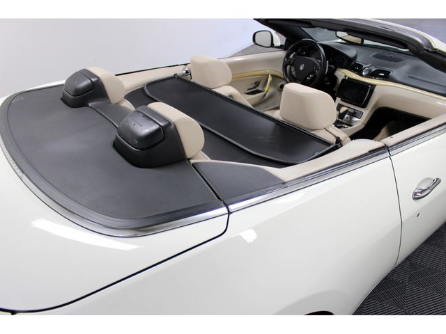 MASERATI MASERATI GRANCABRIO 2011