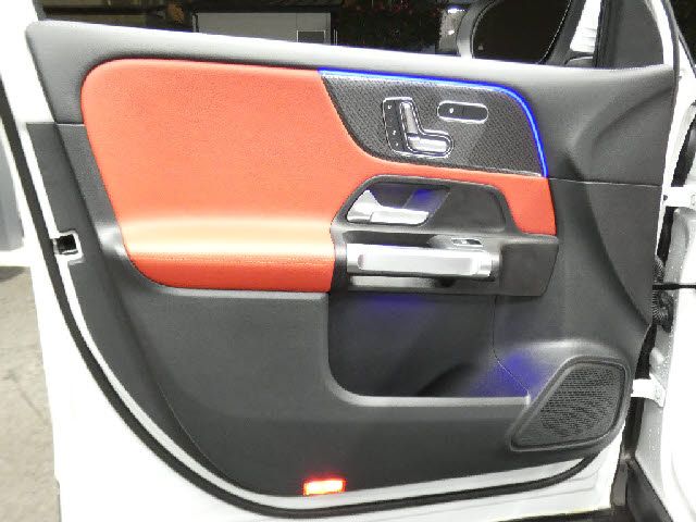 MERCEDES BENZ MERCEDES AMG GLB class 2022