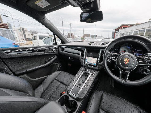 PORSCHE PORSCHE Macan 2014