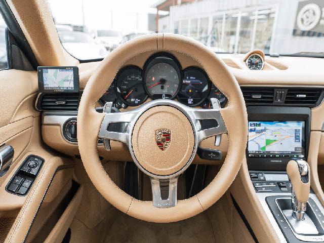 PORSCHE PORSCHE 911 2013