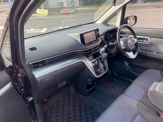 DAIHATSU MOVE CUSTOM 2016