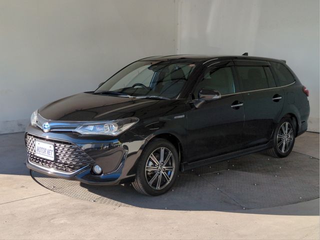 TOYOTA COROLLA FIELDER HYBRID 2017