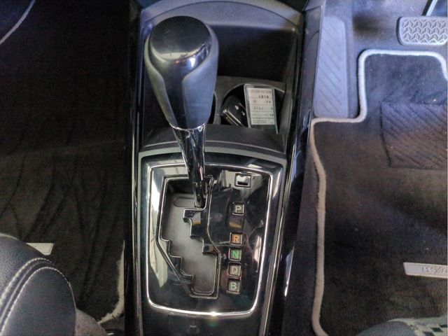 TOYOTA COROLLA FIELDER HYBRID 2017