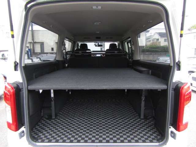 NISSAN NV350 CARAVAN 2021