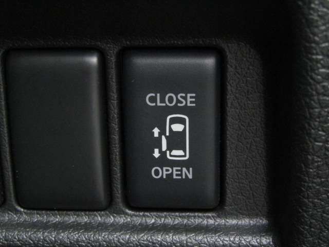 NISSAN NV350 CARAVAN 2021