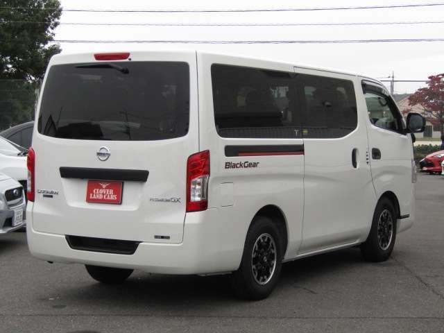 NISSAN NV350 CARAVAN 2021