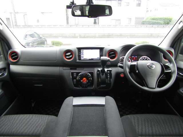 NISSAN NV350 CARAVAN 2021