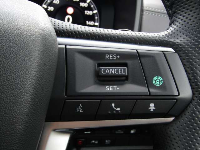 MITSUBISHI OUTLANDER 4WD 2023