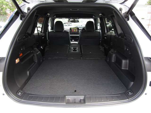 MITSUBISHI OUTLANDER 4WD 2023