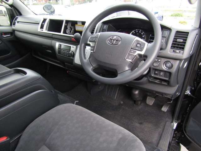 TOYOTA HIACE wagon 2025