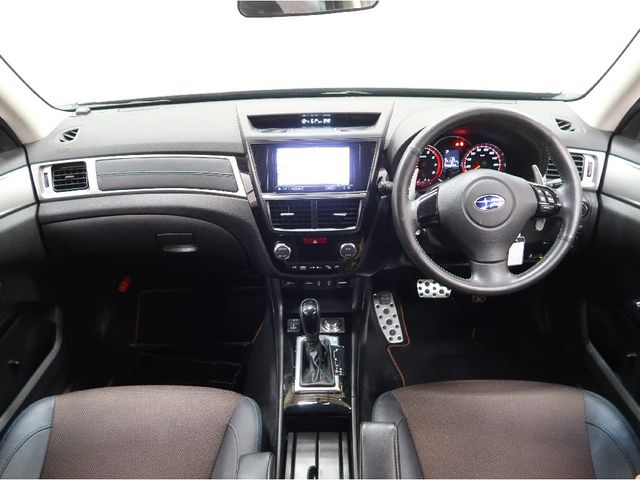 SUBARU EXIGA CROSSOVER 7 2016