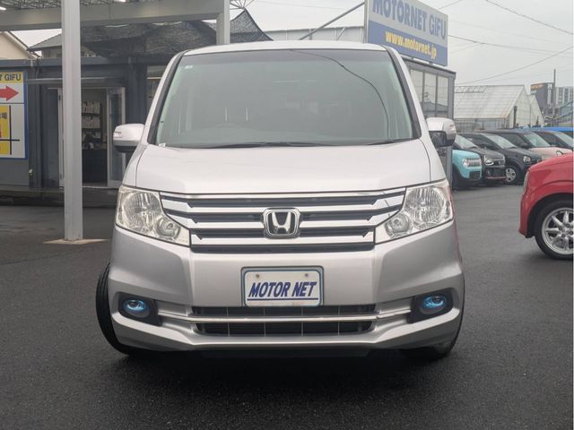HONDA STEPWAGON 4WD 2012