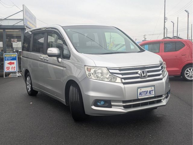 HONDA STEPWAGON 4WD 2012