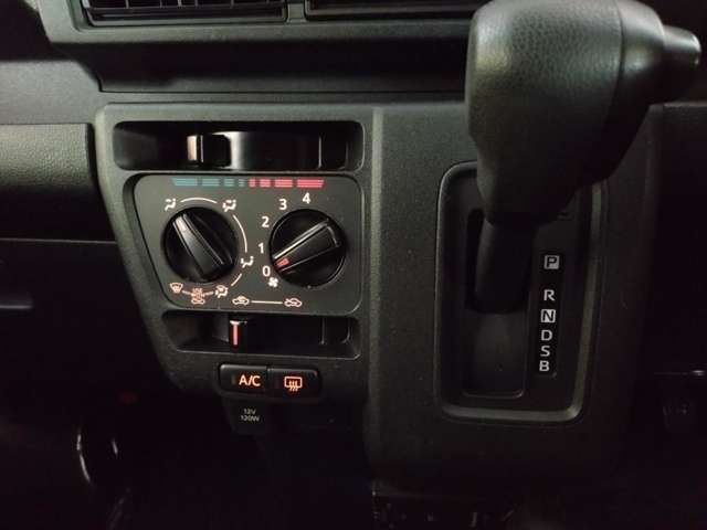 DAIHATSU HIJET CARGO 2023