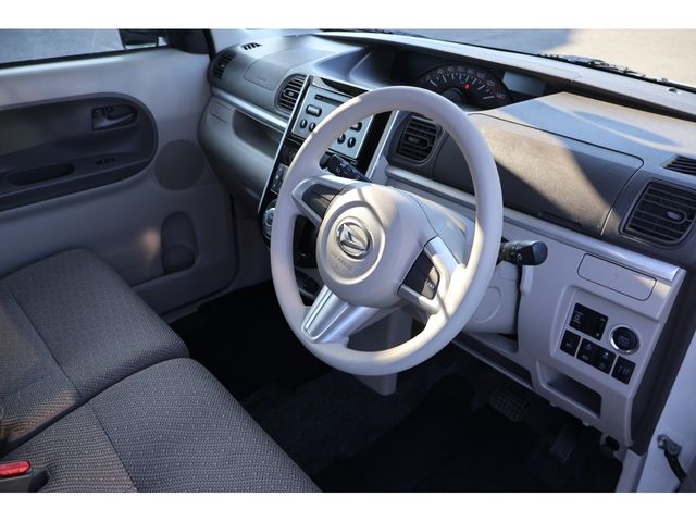 DAIHATSU TANTO 4WD 2017