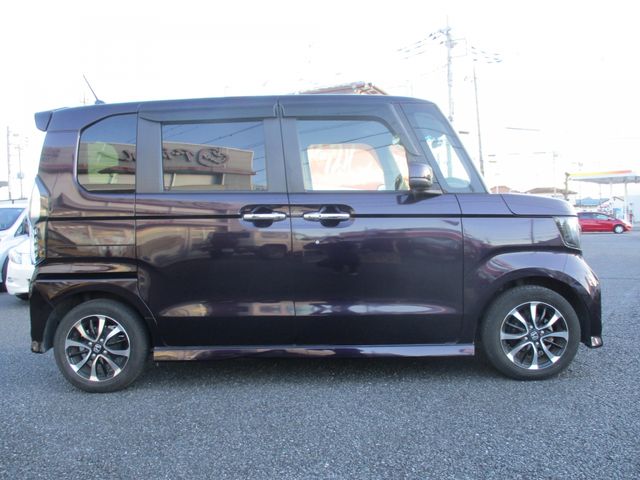 HONDA N BOX CUSTOM 2019