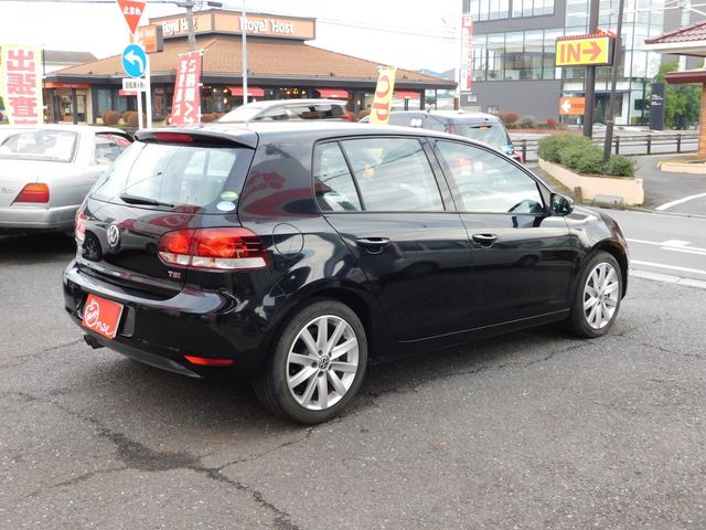 VOLKSWAGEN VOLKSWAGEN GOLF 2012