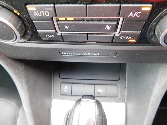 VOLKSWAGEN VOLKSWAGEN GOLF 2012