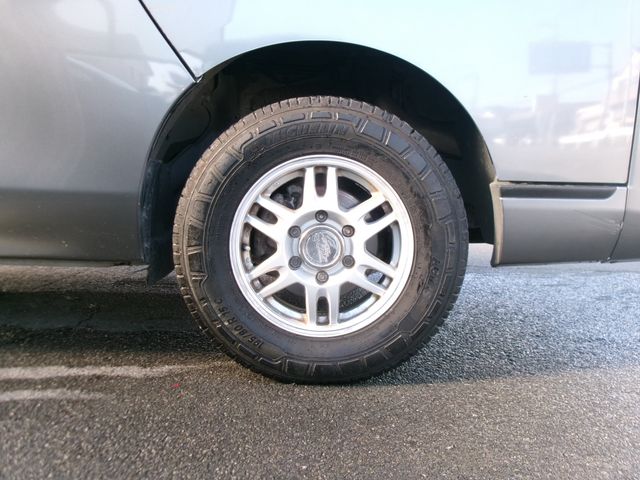 NISSAN NV350 CARAVAN 4WD 2017