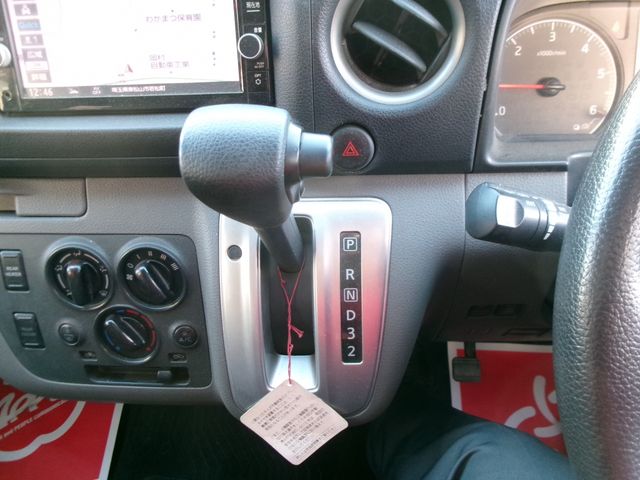 NISSAN NV350 CARAVAN 4WD 2017