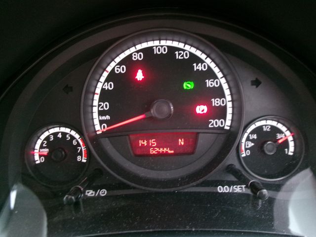 VOLKSWAGEN VOLKSWAGEN up! 2014