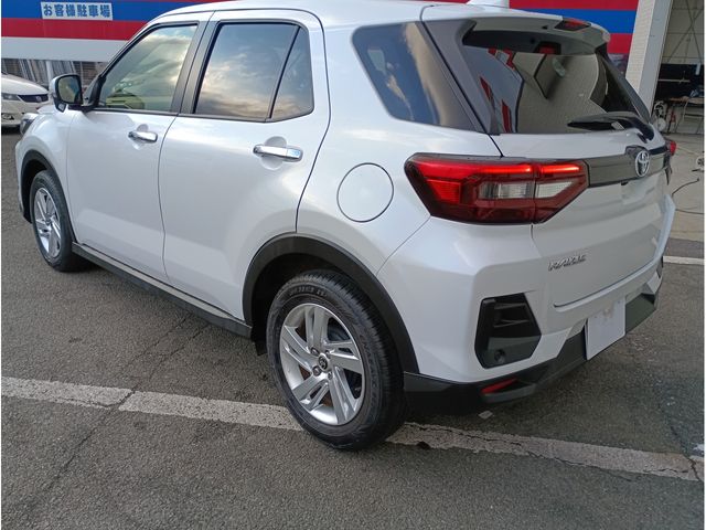 TOYOTA RAIZE 2024