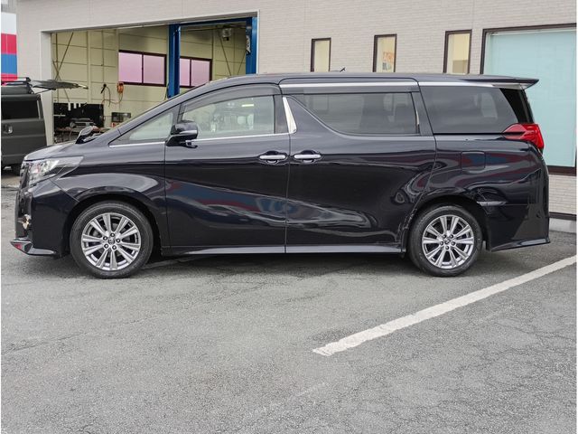 TOYOTA ALPHARD 2017